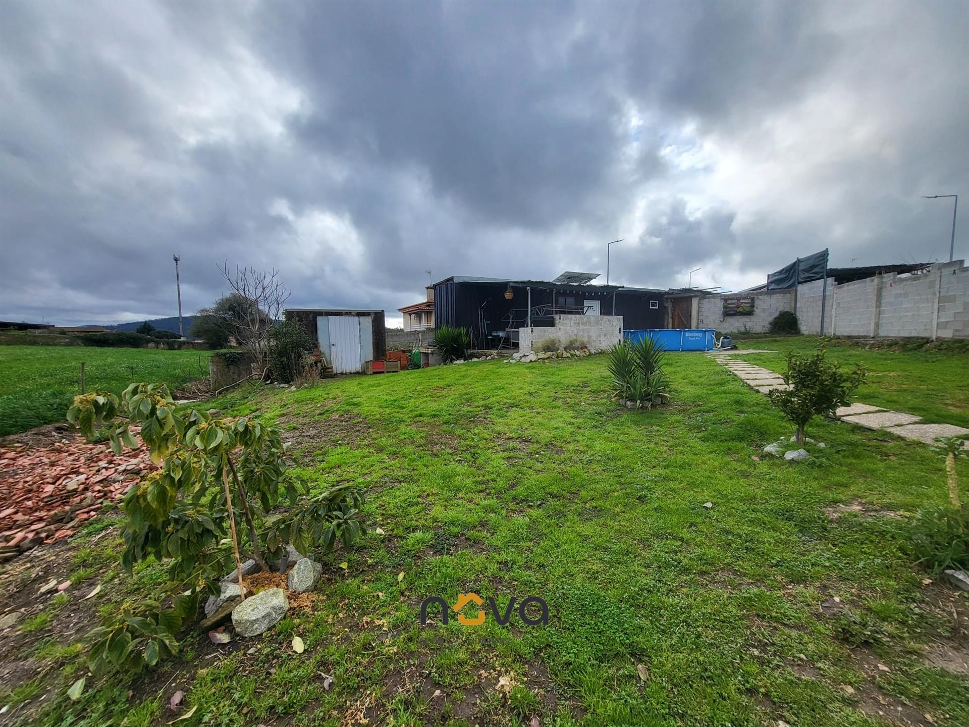 Lote de terreno com 576 m2  em Vila do Conde