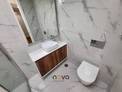 Moradia T3 em primeira linha de mar