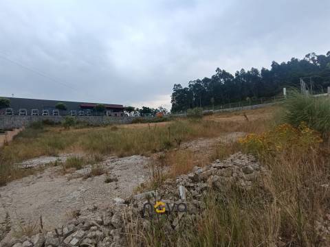 Lote de terreno com 700m2 em Macieira da Maia, Vila do Conde  NOVA Imobiliária