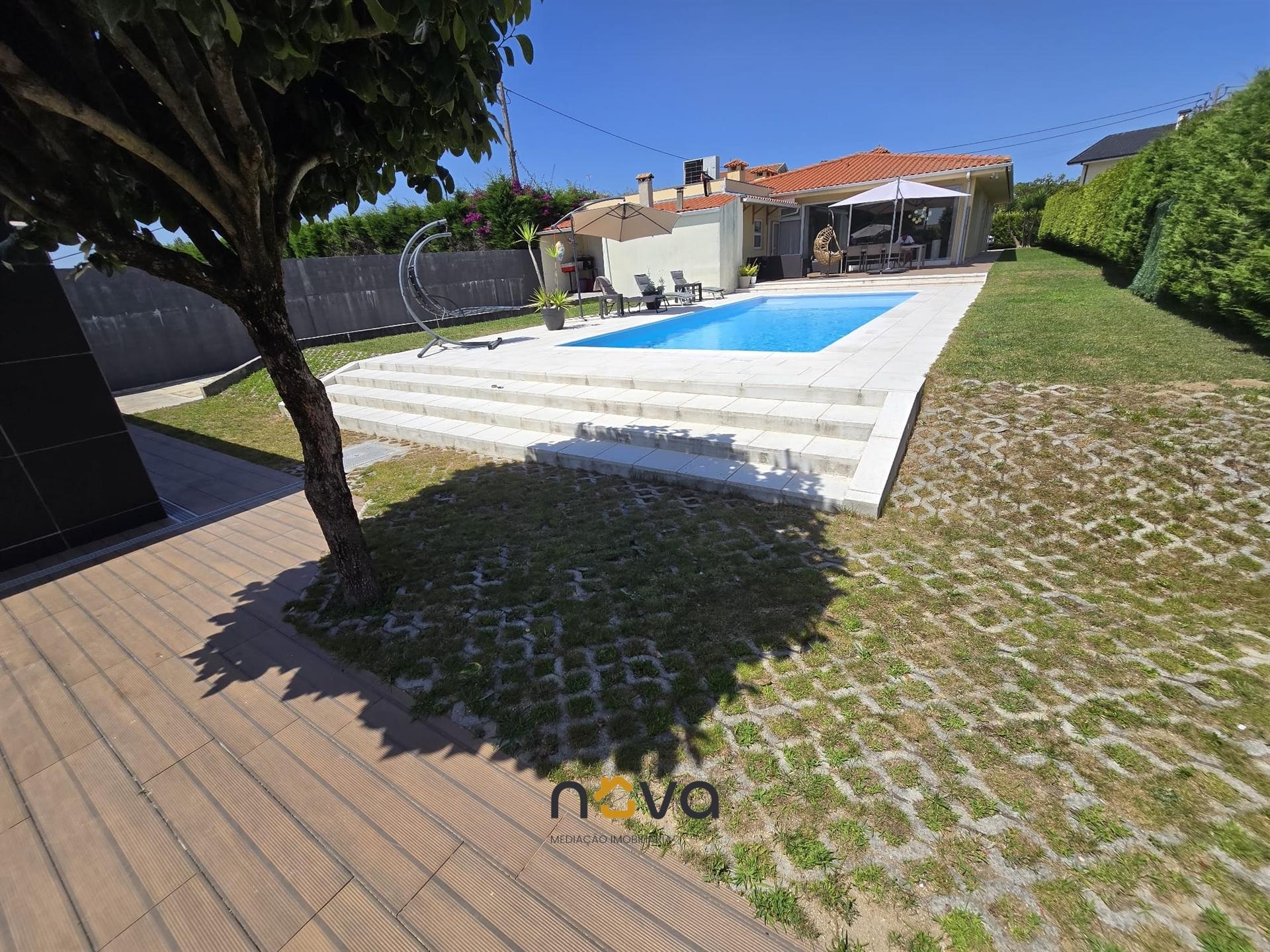 Moradia Térrea de Luxo T3 em Argivai, Póvoa de Varzim