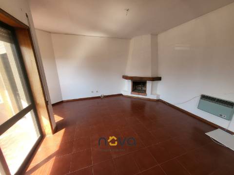 T3 Árvore com vistas de mar