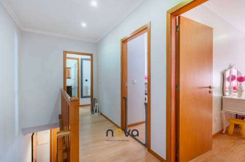 Apartamento T3 Duplex Remodelado - Macieira da Maia