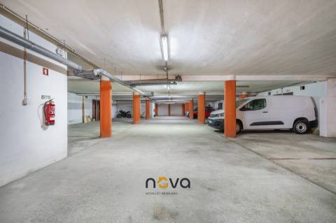 Apartamento T3 Duplex Remodelado - Macieira da Maia