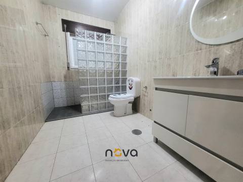 Moradia Bifamiliar T7