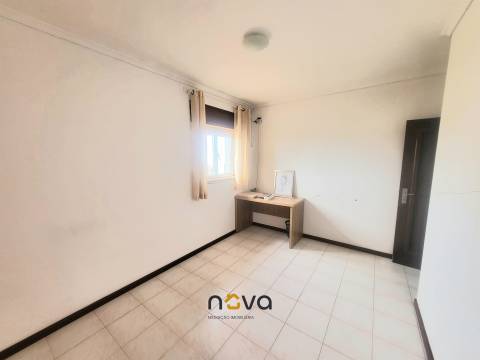 Moradia Bifamiliar T7