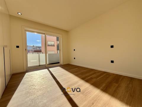 Apartamento T3 Totalmente Remodelado na Póvoa de Varzim.