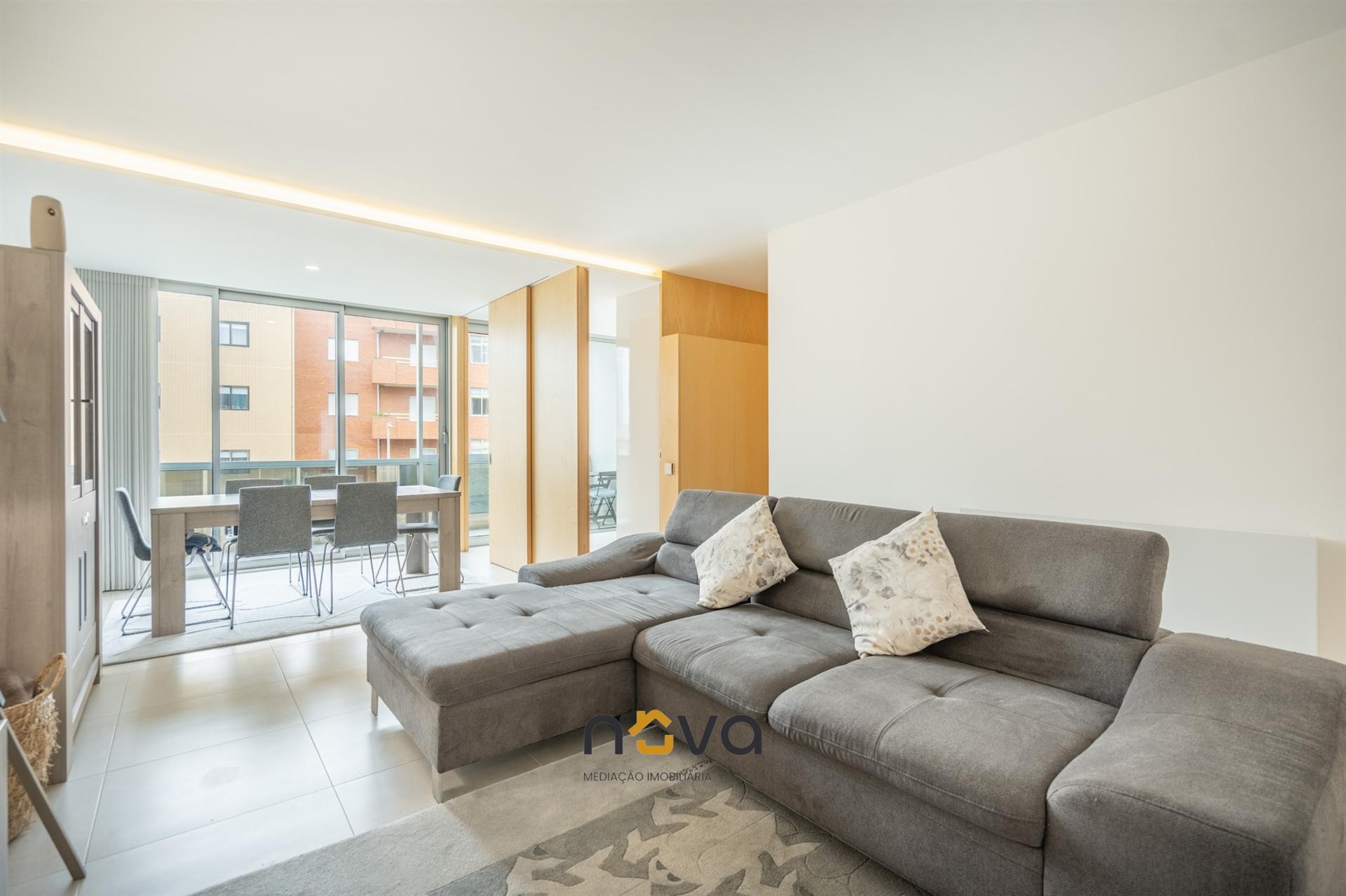 Apartamento T2 na Rua 27 de Fevereiro, Póvoa de Varzim