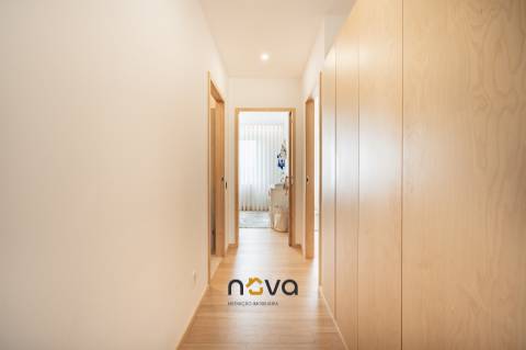 Apartamento T2 na Rua 27 de Fevereiro, Póvoa de Varzim