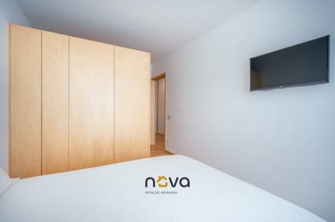 Apartamento T2 na Rua 27 de Fevereiro, Póvoa de Varzim