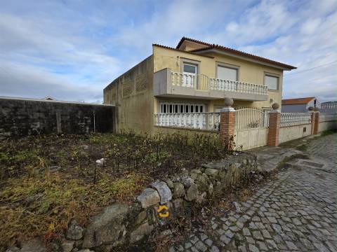 Lote de Terreno 850 m2, Póvoa de Varzim