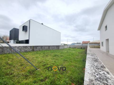 Lote de terreno em Beiriz