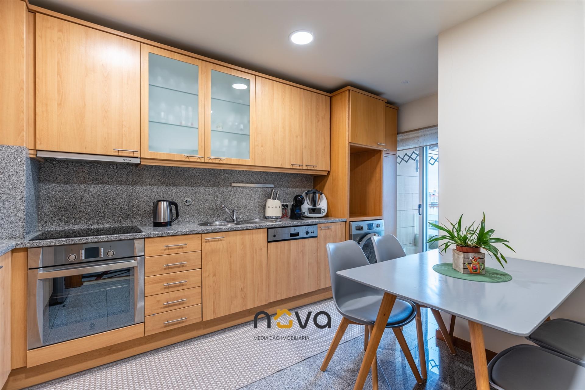 Apartamento T2 localizado na Póvoa de Varzim, junto ao centro da cidade | NOVA Imobiliária