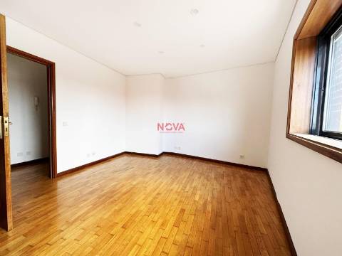 Apartamento T1 Venda em Ermesinde,Valongo