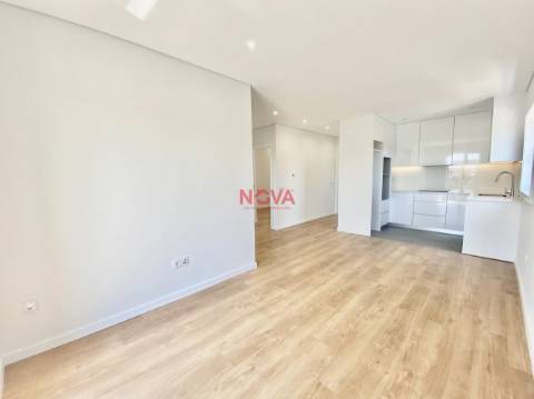 Apartamento T2 Venda em Gondomar (São Cosme), Valbom e Jovim,Gondomar