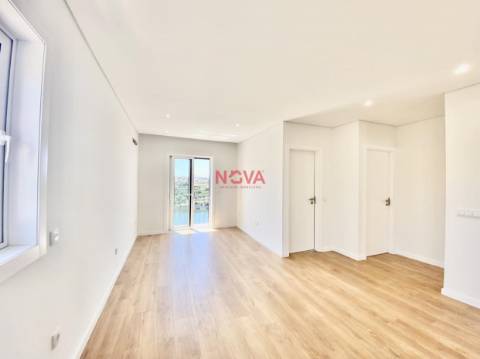 Apartamento T2 Venda em Gondomar (São Cosme), Valbom e Jovim,Gondomar