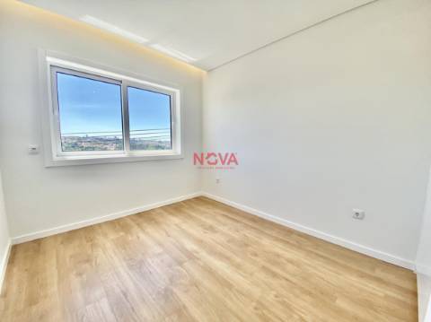 Apartamento T2 Venda em Gondomar (São Cosme), Valbom e Jovim,Gondomar