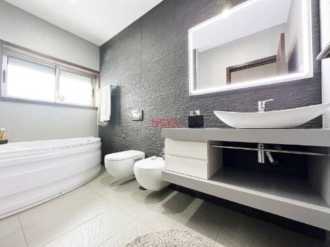 Moradia Isolada T4+1 Venda em Ermesinde,Valongo