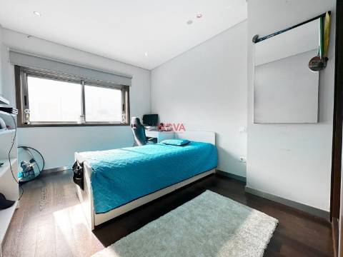 Moradia Isolada T4+1 Venda em Ermesinde,Valongo