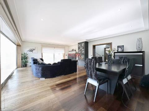 Moradia Isolada T4+1 Venda em Ermesinde,Valongo