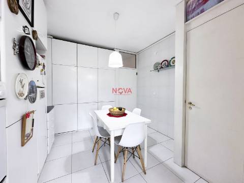 Apartamento T3 Venda em Matosinhos e Leça da Palmeira,Matosinhos