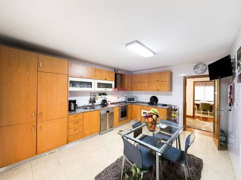 Moradia em Banda T3 Venda em Gandra,Paredes