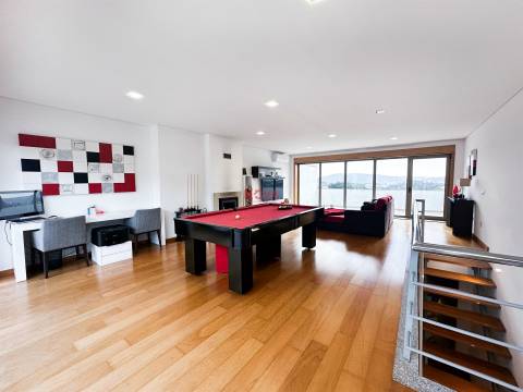 Moradia em Banda T3 Venda em Gandra,Paredes