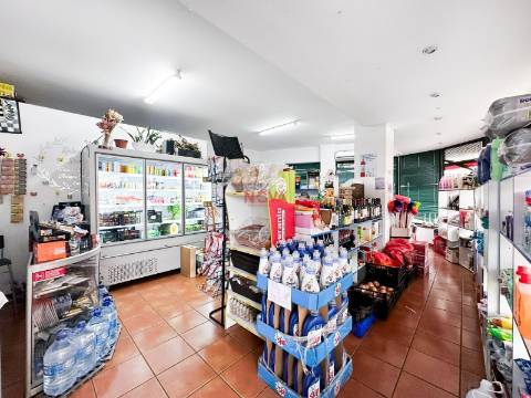 Supermercado  Arrendamento em Ermesinde,Valongo