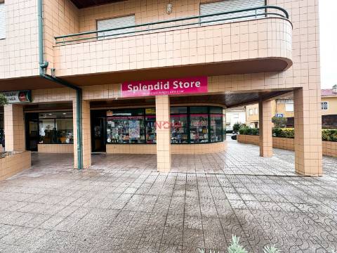 Supermercado  Arrendamento em Ermesinde,Valongo