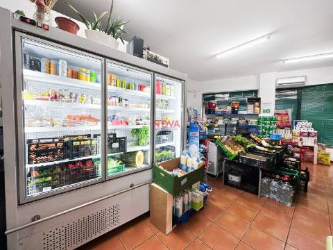 Supermercado  Arrendamento em Ermesinde,Valongo