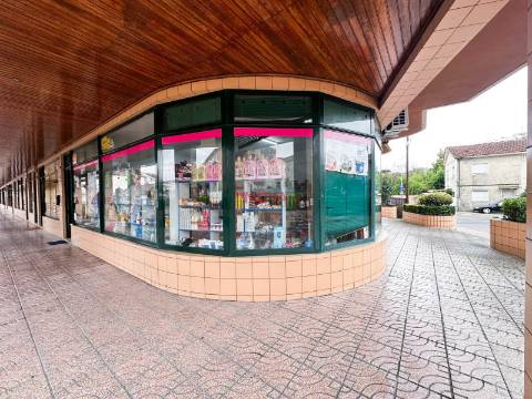 Supermercado  Arrendamento em Ermesinde,Valongo