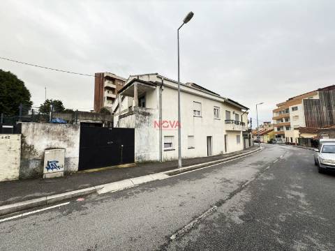 Moradia T4 Venda em Pedrouços,Maia