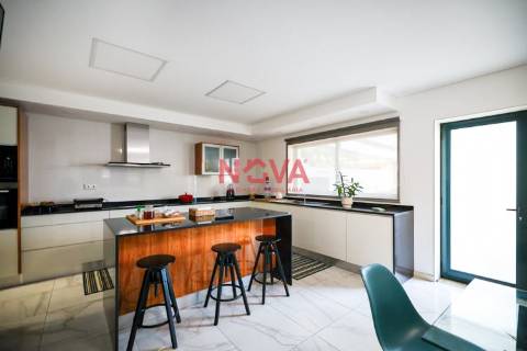 Moradia Geminada T4 Venda em Vila Nova da Telha,Maia