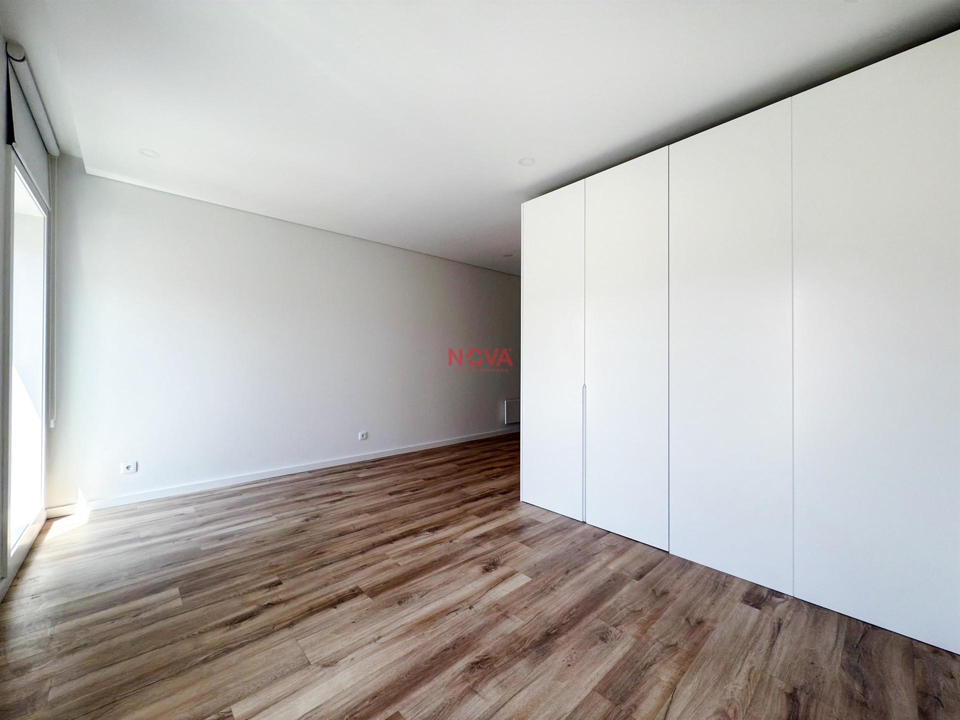 Apartamento T0 Venda em Paranhos,Porto