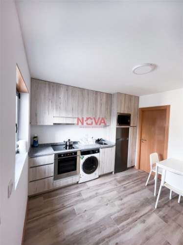 Moradia em Banda T4 Venda em Paranhos,Porto