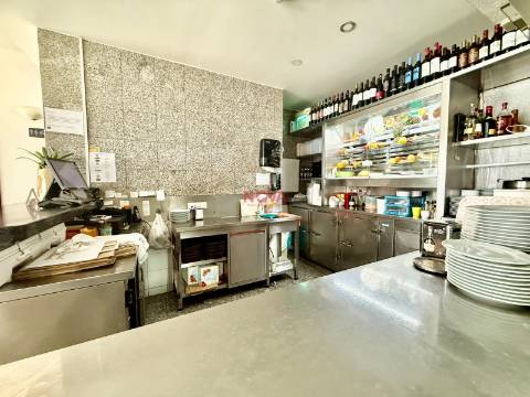 Restaurante  Trespasse em Mafamude e Vilar do Paraíso,Vila Nova de Gaia