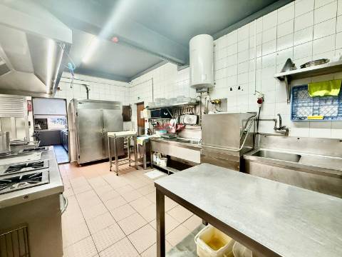 Restaurante  Trespasse em Mafamude e Vilar do Paraíso,Vila Nova de Gaia