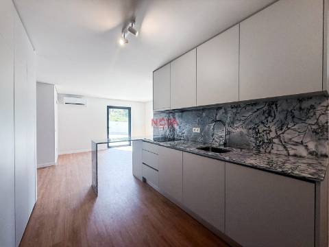 Moradia T4 Venda em Gondomar (São Cosme), Valbom e Jovim,Gondomar