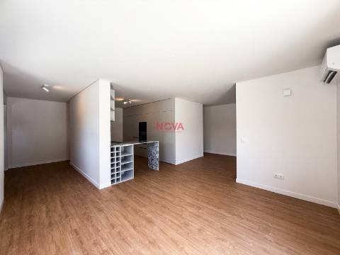 Moradia T4 Venda em Gondomar (São Cosme), Valbom e Jovim,Gondomar