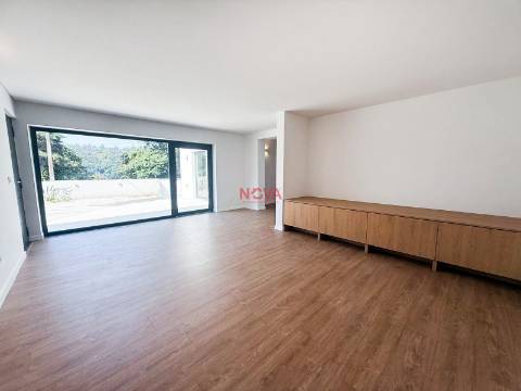 Moradia T4 Venda em Gondomar (São Cosme), Valbom e Jovim,Gondomar