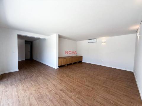 Moradia T4 Venda em Gondomar (São Cosme), Valbom e Jovim,Gondomar