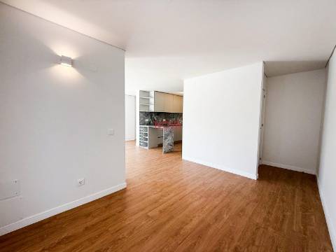 Moradia T4 Venda em Gondomar (São Cosme), Valbom e Jovim,Gondomar