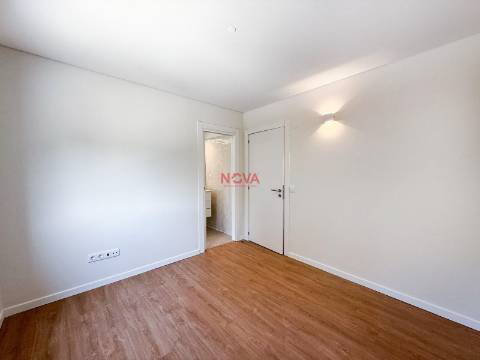 Moradia T4 Venda em Gondomar (São Cosme), Valbom e Jovim,Gondomar