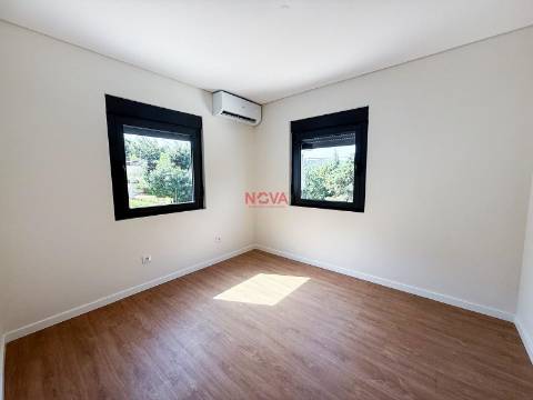 Moradia T4 Venda em Gondomar (São Cosme), Valbom e Jovim,Gondomar