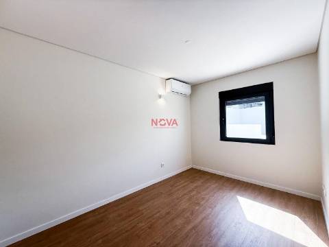 Moradia T4 Venda em Gondomar (São Cosme), Valbom e Jovim,Gondomar