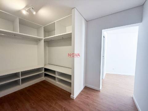 Moradia T4 Venda em Gondomar (São Cosme), Valbom e Jovim,Gondomar