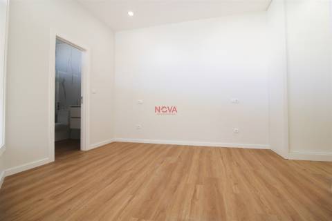 Apartamento T2 Venda em Nogueira e Silva Escura,Maia