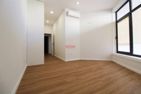 Apartamento T2 Venda em Nogueira e Silva Escura,Maia