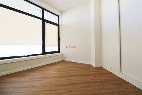 Apartamento T2 Venda em Nogueira e Silva Escura,Maia