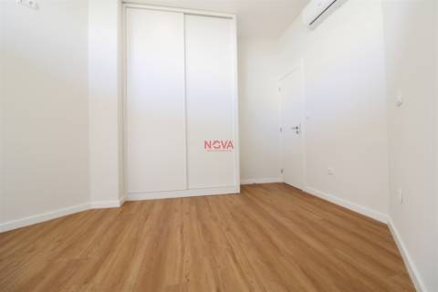 Apartamento T2 Venda em Nogueira e Silva Escura,Maia