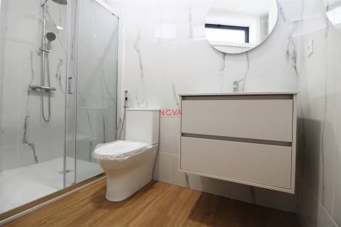 Apartamento T2 Venda em Nogueira e Silva Escura,Maia